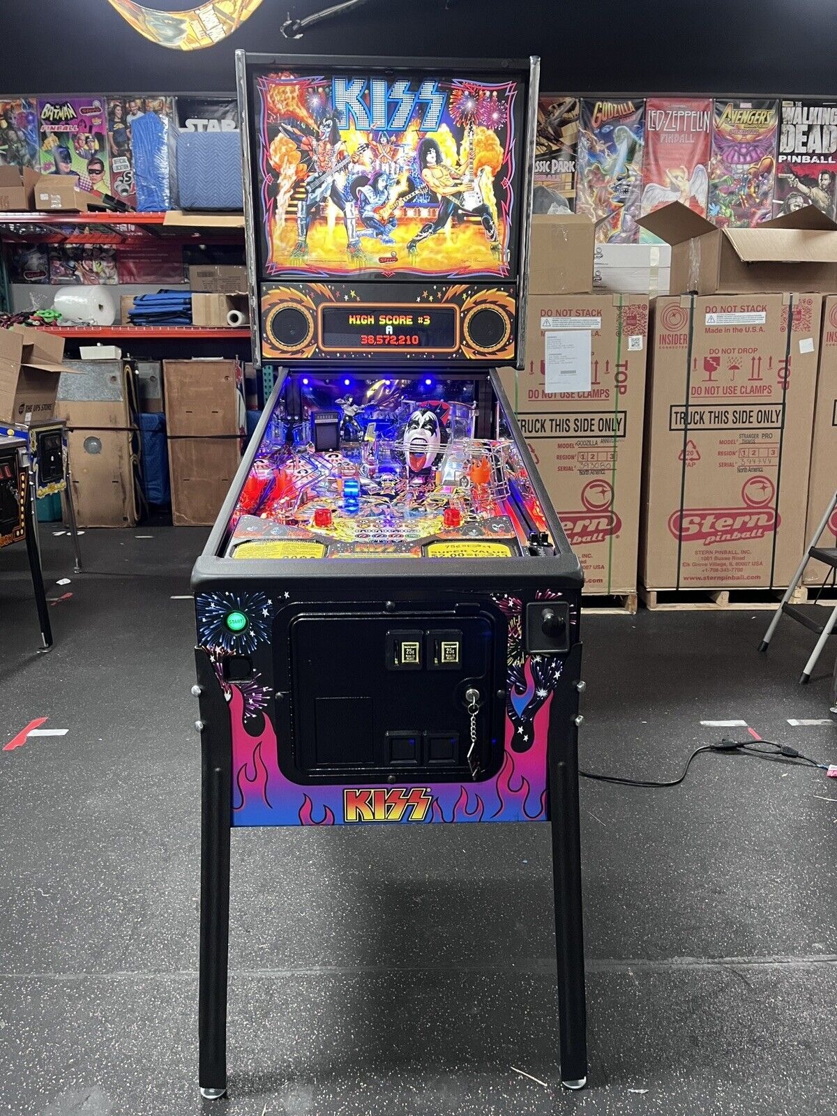 Stern Kiss Pro Pinball Machine Stern